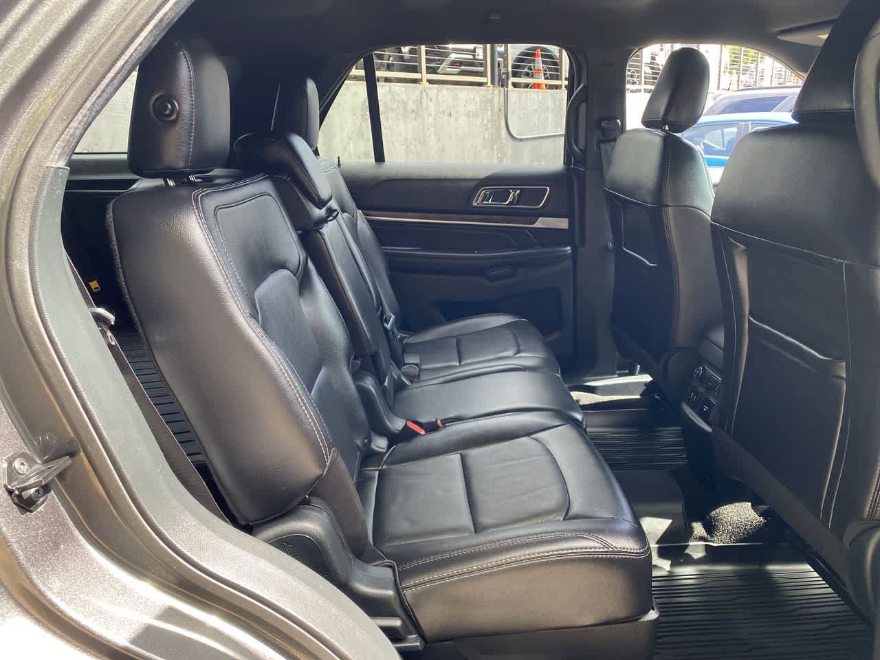 Used 2019 Ford Explorer Limited w/ Class III Trailer Tow Package AWD/4WD image 17