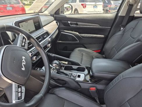 Used 2022 Kia Telluride SX w/ Towing Package AWD/4WD image 15