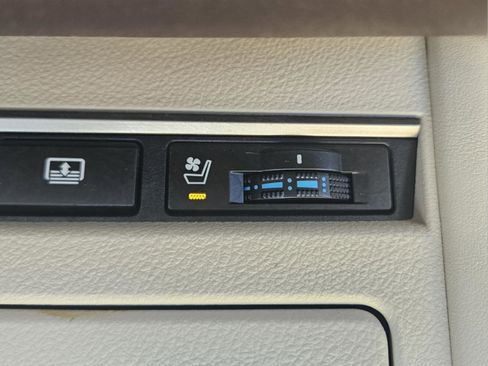 Used 2017 Lexus ES 350 image 23