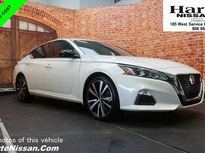 Certified 2022 Nissan Altima 2.5 SR