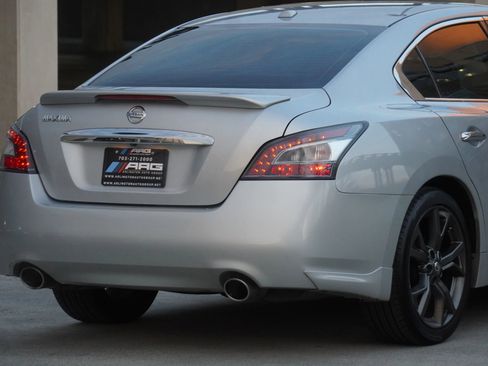Used 2014 Nissan Maxima 3.5 SV w/ Sport Package image 24