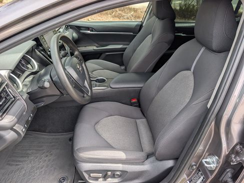Used 2024 Toyota Camry LE FWD image 2