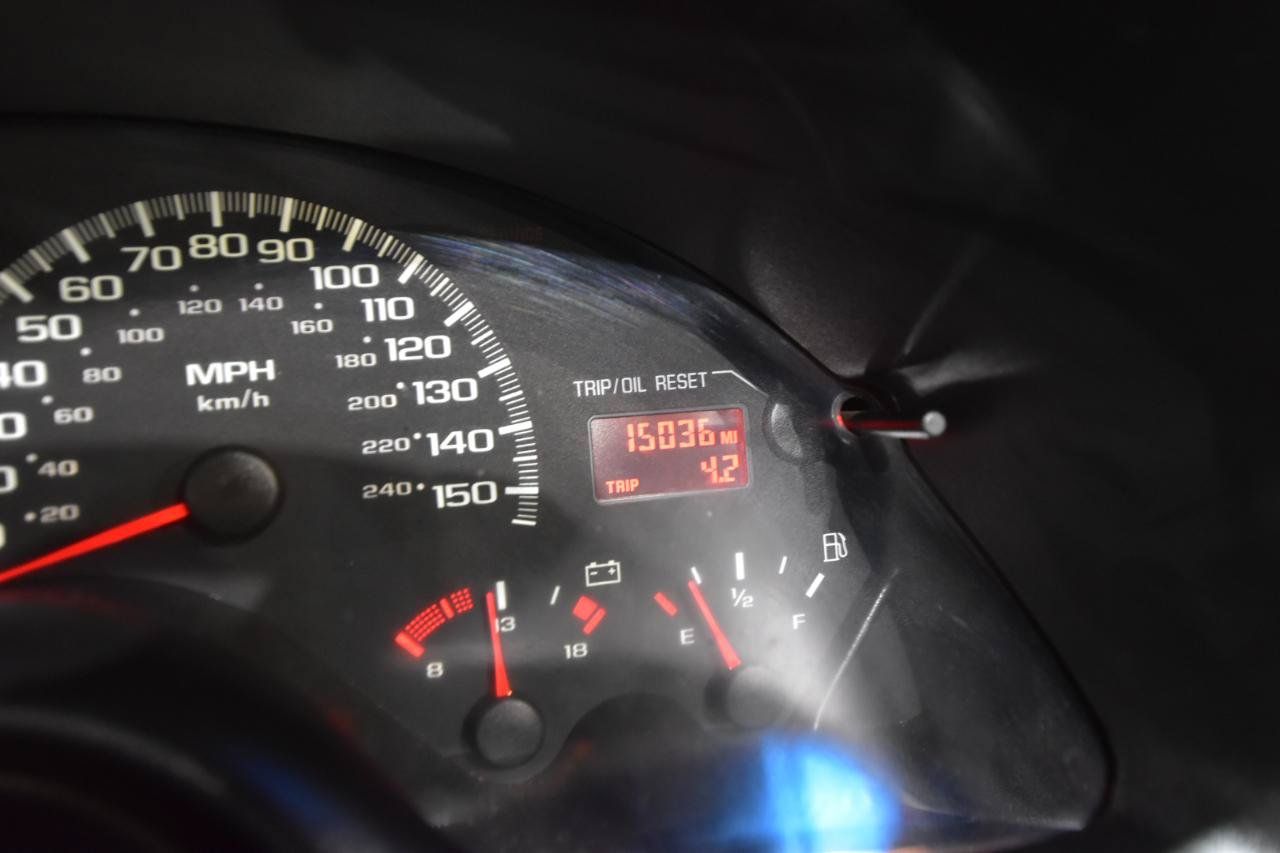 Used 2002 Chevrolet Camaro Z28 w/ SS Performance/Appearance Pkg RWD image 28