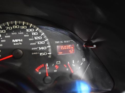 Used 2002 Chevrolet Camaro Z28 w/ SS Performance/Appearance Pkg RWD image 28