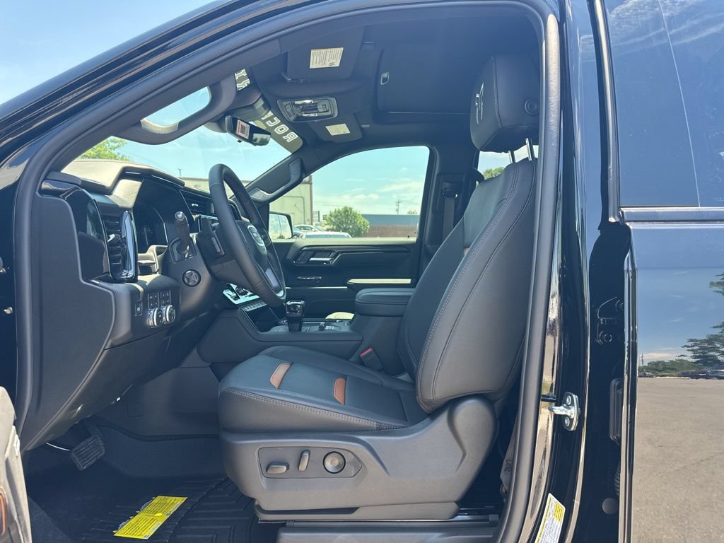 New 2026 GMC Sierra 1500 AT4 AWD/4WD image 15