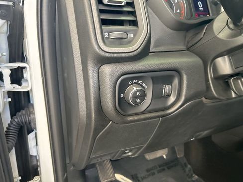 Used 2025 RAM 3500 Tradesman image 41