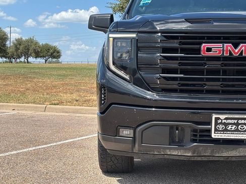 Used 2023 GMC Sierra 1500 Elevation w/ X31 Off-Road Package AWD/4WD image 4