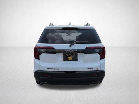 Used 2023 GMC Acadia SLE w/ Elevation Edition AWD/4WD image 9