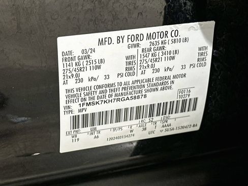 Used 2024 Ford Explorer ST-Line w/ Class IV Trailer Tow Package RWD image 29