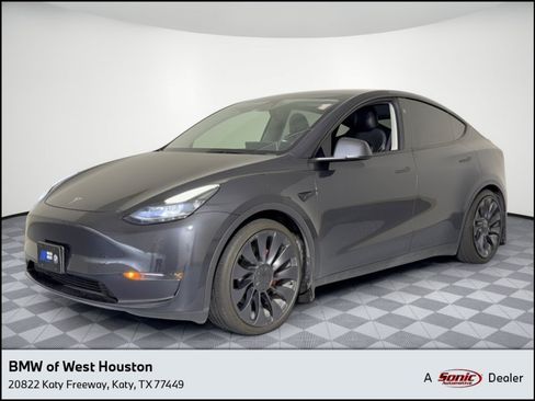 Used 2024 Tesla Model Y Performance AWD/4WD image 1