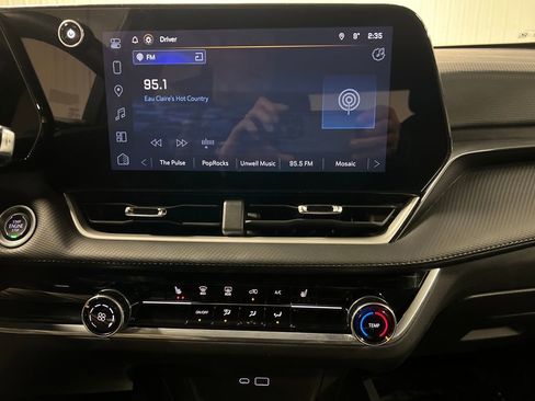 Certified 2025 Chevrolet Equinox LT image 23