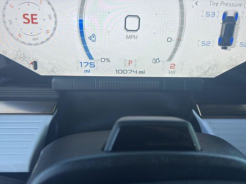 Used 2025 GMC Hummer EV 3X AWD/4WD image 17