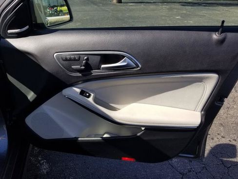 Used 2015 Mercedes-Benz GLA 250 4MATIC image 20