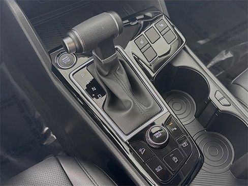 Certified 2025 Kia Sportage EX w/ Premium Package image 17