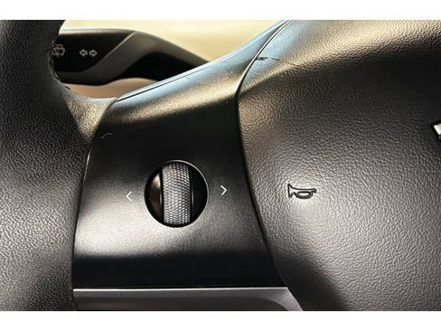 Used 2023 Tesla Model 3 Standard Range image 22