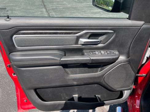 Used 2021 RAM 1500 Big Horn AWD/4WD image 5