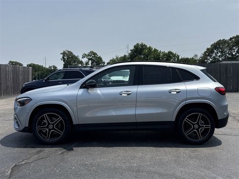 New 2025 Mercedes-Benz GLA 250 image 2