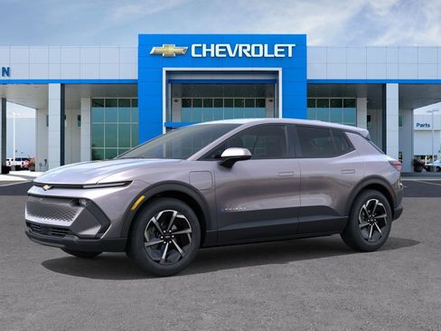 New 2026 Chevrolet Equinox EV LT image 2