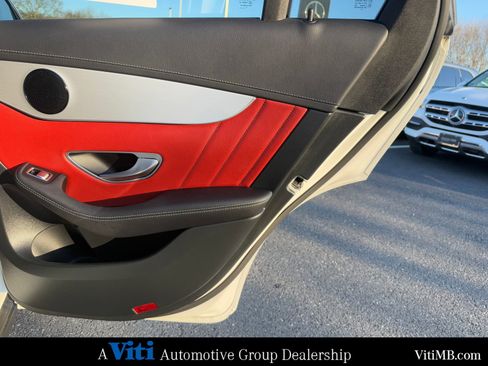 Certified 2022 Mercedes-Benz GLC 300 4MATIC Coupe image 26