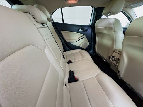 Used 2018 Mercedes-Benz GLA 250 image 25