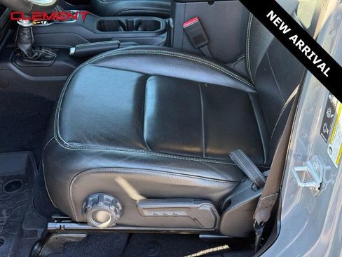 Used 2023 Jeep Wrangler Unlimited Sahara w/ Cold Weather Group image 19