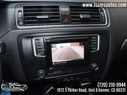 Used 2018 Volkswagen Jetta Wolfsburg Edition image 19