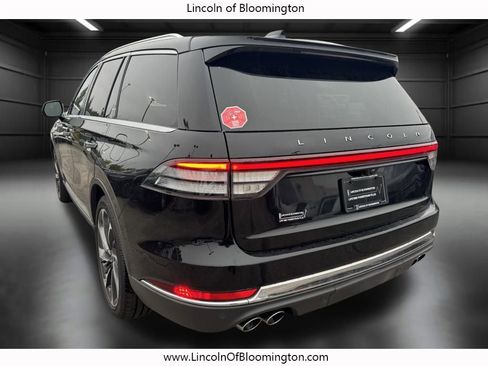 Certified 2025 Lincoln Aviator Reserve w/ Equipment Group 201A image 6