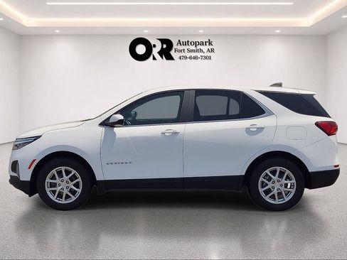 Used 2023 Chevrolet Equinox LT w/ LPO, Floor Liner Package FWD image 3