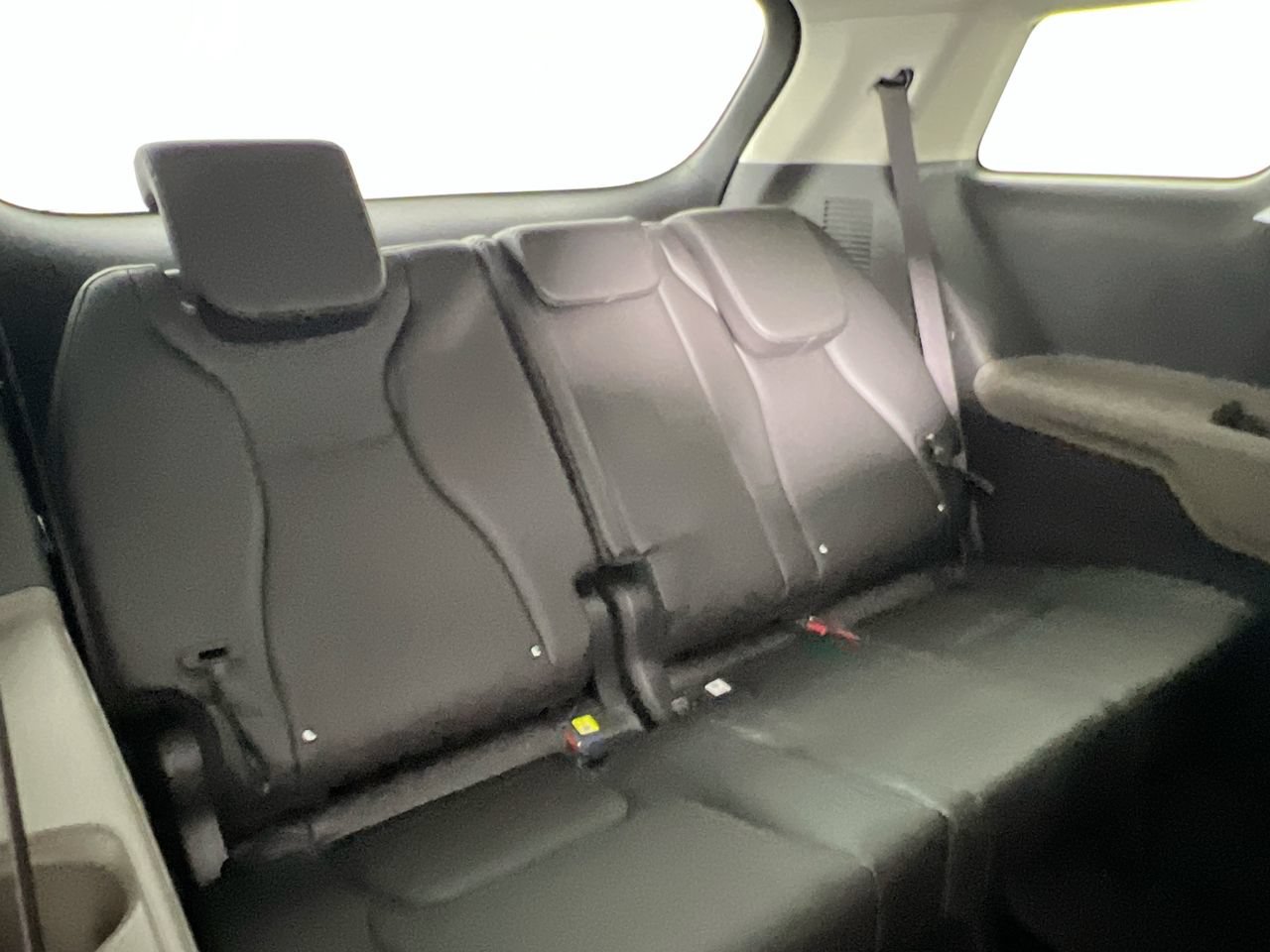 New 2026 Kia Carnival FWD image 31