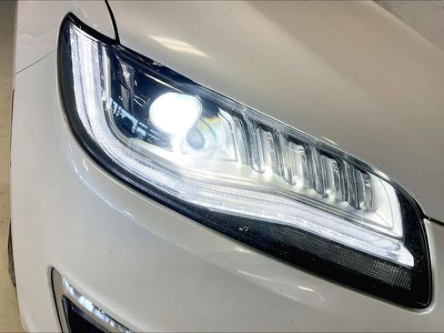 Used 2018 Lincoln MKZ Select w/ Climate Package image 25