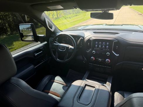 Used 2022 GMC Sierra 2500 AT4 AWD/4WD image 25