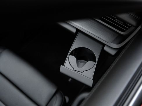 Used 2025 Porsche 911 Carrera GTS image 38