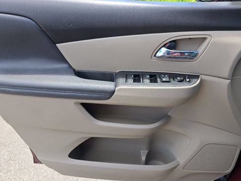 Used 2016 Honda Odyssey SE image 19
