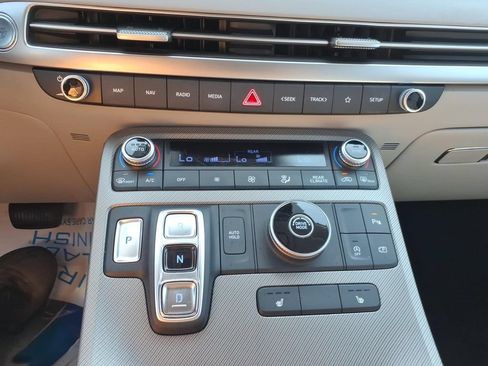 Used 2025 Hyundai Palisade SEL FWD image 14