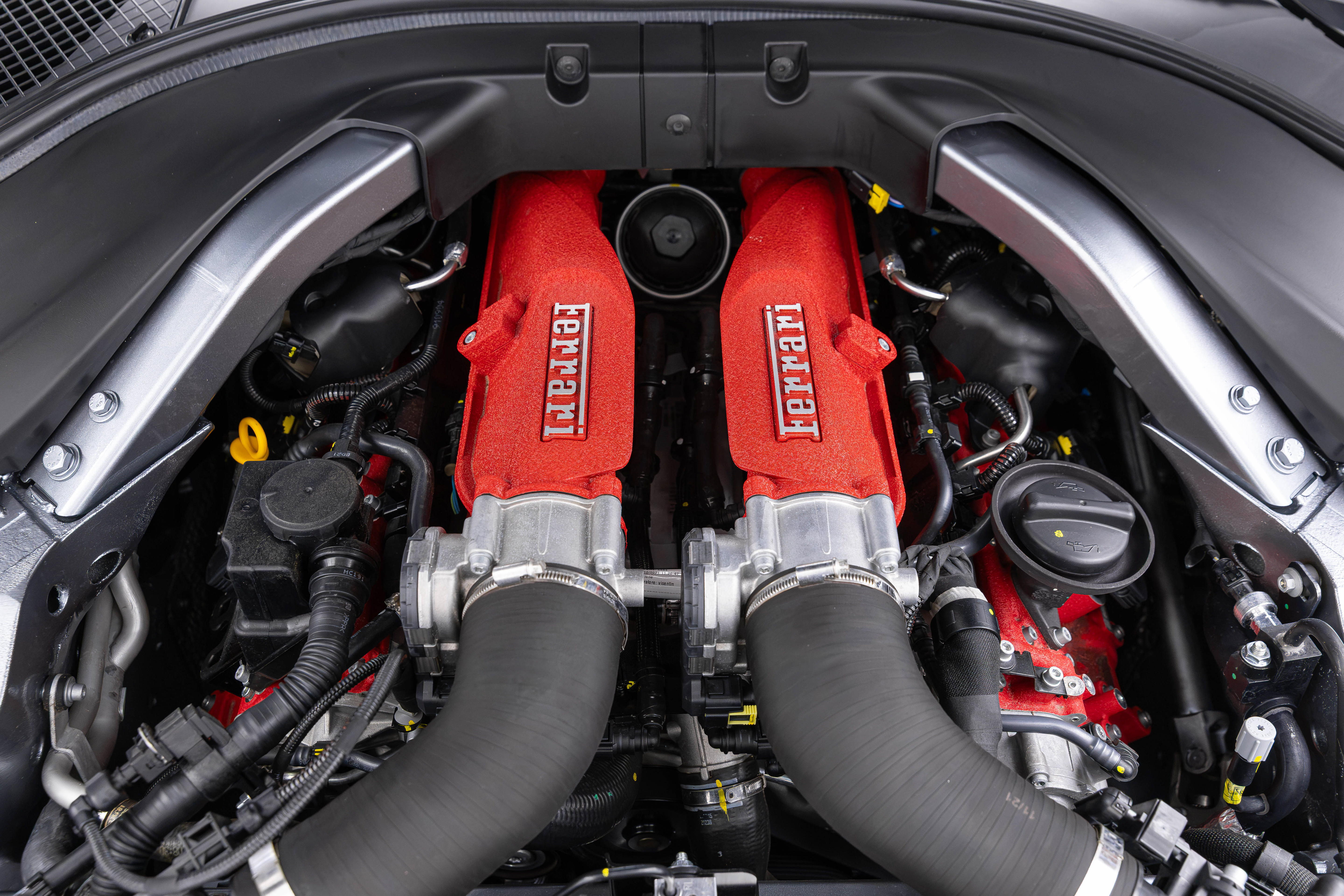 Used 2022 Ferrari Roma RWD image 61