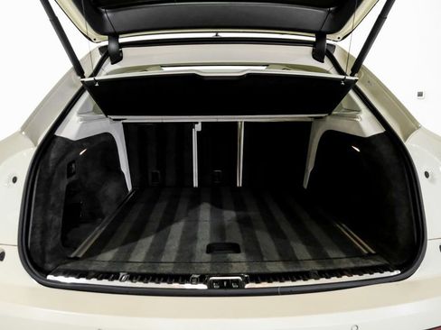Used 2023 Bentley Bentayga Speed AWD/4WD image 59