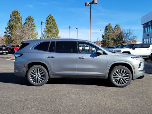 New 2026 Buick Enclave Avenir w/ Super Cruise Package image 2