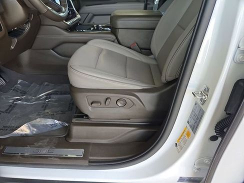 Certified 2025 GMC Yukon XL Elevation RWD image 23