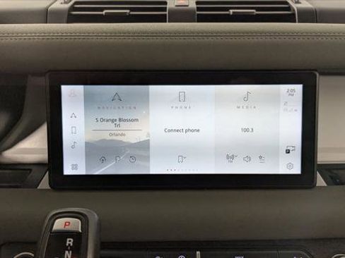 Used 2020 Land Rover Defender 110 S image 30