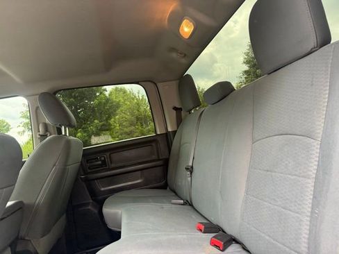 Used 2018 RAM 2500 Tradesman w/ Chrome Appearance Group AWD/4WD image 14