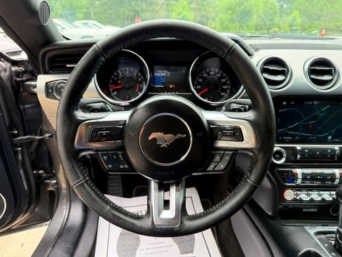 Used 2017 Ford Mustang GT Premium w/ Equipment Group 401A RWD image 26