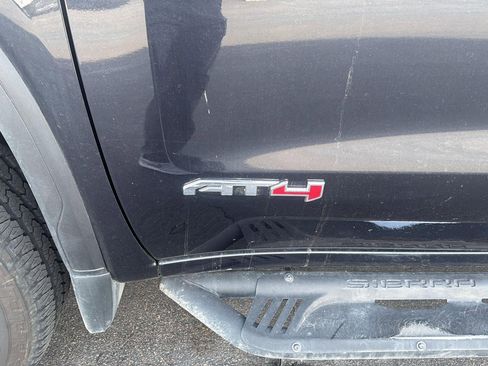 Used 2023 GMC Sierra 1500 AT4 w/ Technology Package image 33