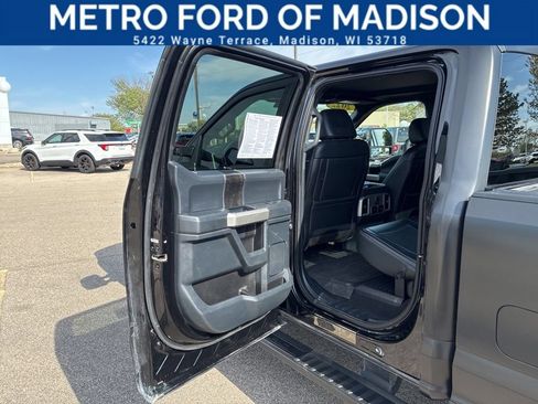 Used 2022 Ford F250 Lariat w/ Black Appearance Pkg AWD/4WD image 41