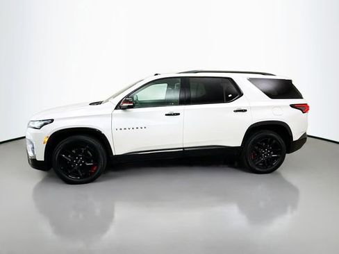 Used 2023 Chevrolet Traverse Premier w/ Redline Edition image 4