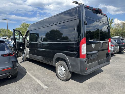Used 2023 RAM ProMaster 2500 FWD image 2