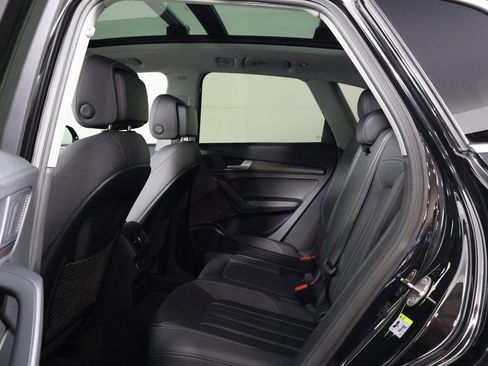 Used 2021 Audi Q5 2.0T Premium Plus w/ Premium Plus Package image 11