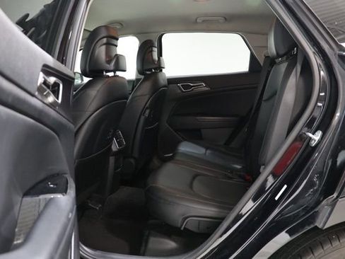 Used 2023 Kia Sportage EX image 31