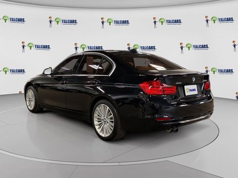 Used 2013 BMW 328i xDrive Sedan AWD/4WD image 3