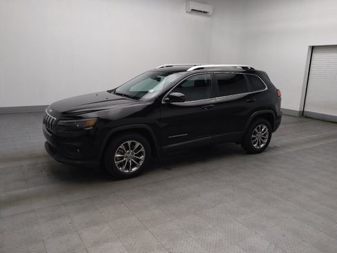Used 2021 Jeep Cherokee Latitude Plus image 2