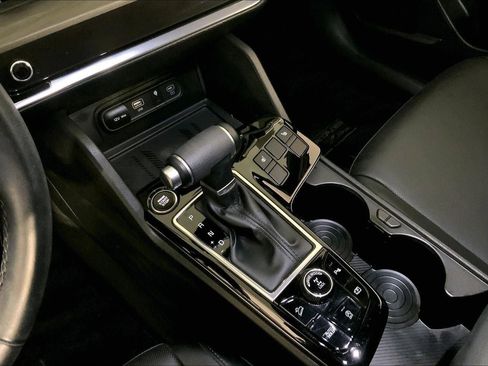 Used 2024 Kia Sportage X-Line w/ X-Line Premium Package image 17